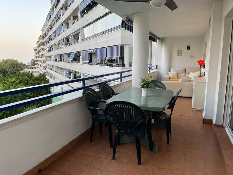 Marbella Piso En Casco Junto A Playa Piscina In Summer Season Exterior foto